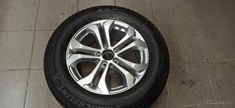 235/65 R17