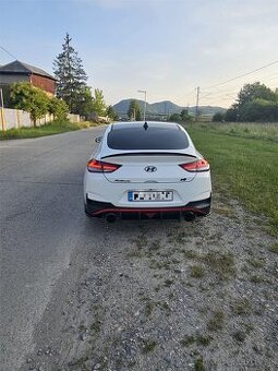 hyundai i30n fast back-dohoda