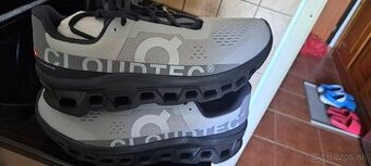 Predám tenisky on runig  veľkosť  45cm ..nové.