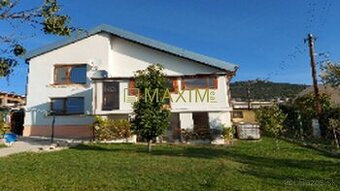 Bývanie na Zobore, možnosť sídla firmy - 1