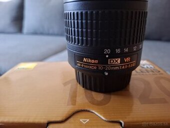 Nikon AF-P DX NIKKOR 10-20mm f/4.5-5.6G VR
