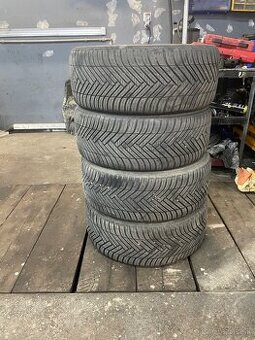 Hankook kinergy R18