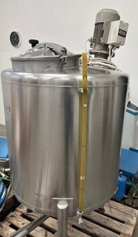 nerezová nádrž na výrobu nápojov