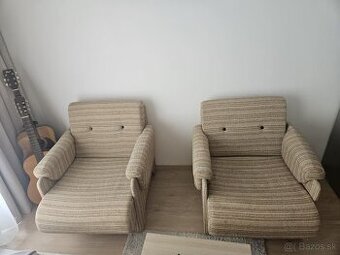 Darujem 2 kreslá