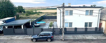 Predaj luxusného rodinného domu v obci Jesenské okr. Rim.Sob