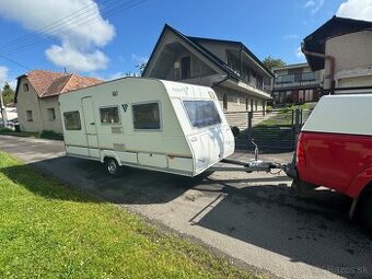 Prenájom karavanu, obytného prívesu