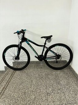 Kross Lea 5.0, 29/ 27,5 bicykel dámsky, Black Turquoise Glos