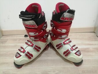 ATOMIC lyžiarky