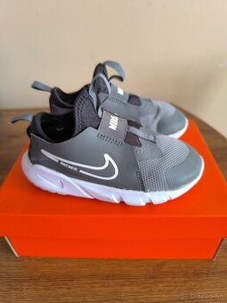 Predám tenisky Nike flex runner 2
