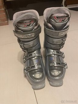 Dámske lyziarky + lyže+ palice