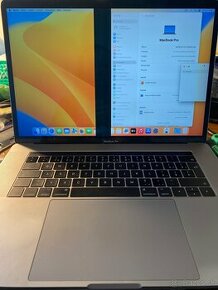 Na diely Macbook Pro 15" 2018 A1990, 16GB, 256GB disk