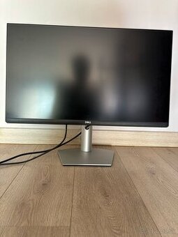 27 Dell monitor – IPS, 4K, 3840 × 2160, 60hz, Ultra HD