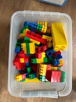 Predam lego dva druhy