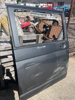 Volkswagen multivan dvere šupačky