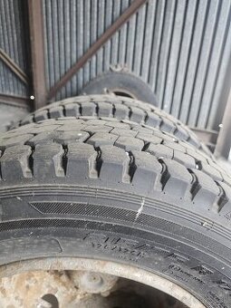 Predám pneumatiky Kama nr 201 215/75 R17.5