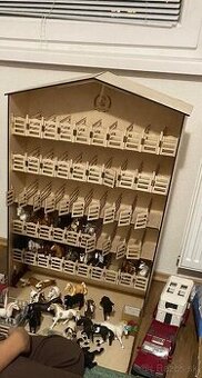 Schleich stajna