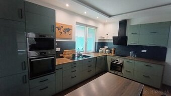 Skvelá cena aj so zariadenímNa predaj  5 ročná novostavba 5