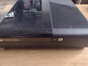 X-Box 360 na náhradné diely