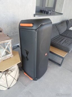 JBL partybox 710