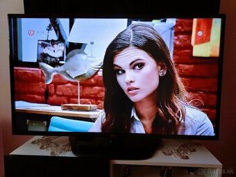 Predám SMART LED TV LG 42LN570S - ZA Full HD