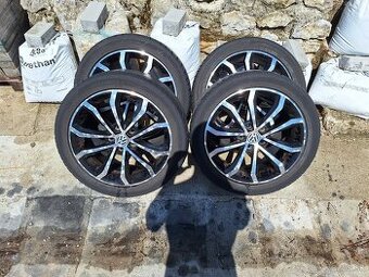 Alu disky/pneumatiky R17 Volkswagen Audi Seat Škoda