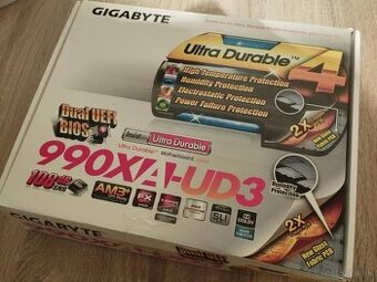 GIGABYTE GA-990XA-UD3 - AMD 990X