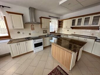 Predám za 500 EUR + odvoz a demontáž