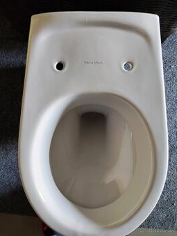 predam závesnú WC misu - 1