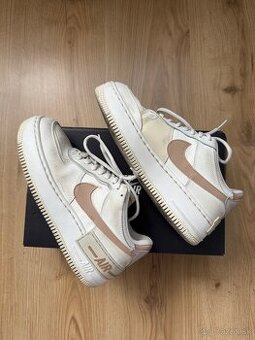 NIKE Air Force 1 Shadow, veľkosť 38,5