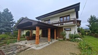REZERVOVANÉ: Na prenájom viacgeneračný rodinný dom vo Veľkýc