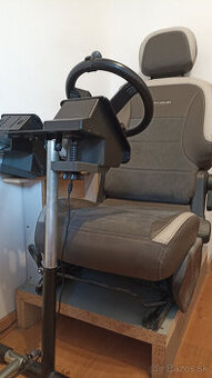 stojan na volant so sedačkou