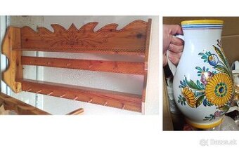 Modranská keramika - vaza krčah tanier drevená polica ...