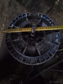 Predám elektromotor 2,2 kW na 2800 ot - 1