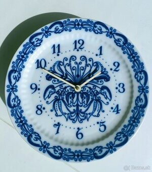 Porcelánové hodiny
