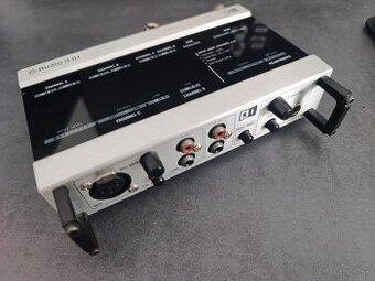 Native Instruments Audio 8 DJ