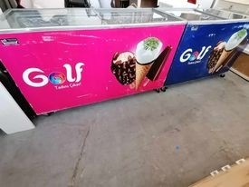 ruzovy preskleny box