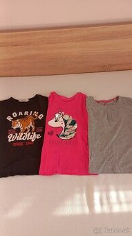 Balík oblečenia pre dievčatko