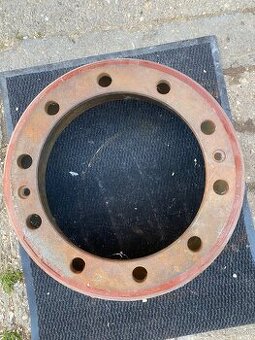 Brzdový bubon na Liaz