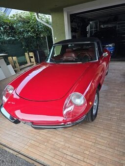 Alfa Romeo Spider 2000