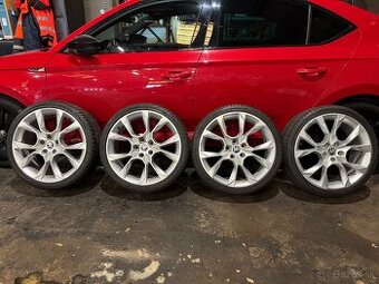 Elektróny Škoda Extreme R19 5x112 Celoročné pneu 225/35