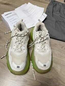 Balenciaga Triple S