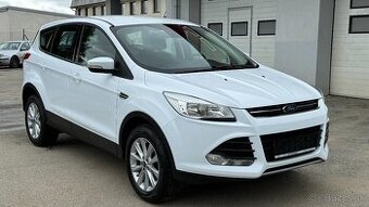 Ford Kuga 1,5i 110kW, navi, kůže