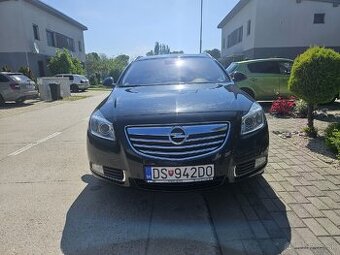 Opel Insignia Sportstourer 2.0 diesel 128 kW