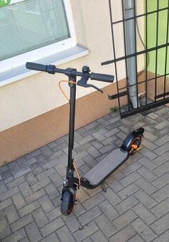 Elektrická kolobežka Ninebot Kickscooter F40E