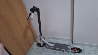 Xiaomi Mi Electric Scooter 3