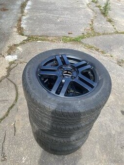 Predám zimné pneumatiky s diskami 195/60 R17 - 1