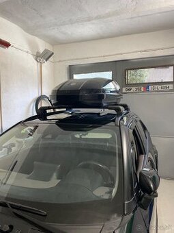 Priecniky a strešný box Toyota Yaris cross