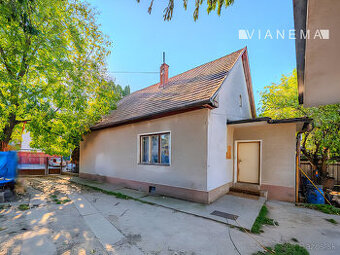 IBA U NÁS Dom s väčšou záhradou a výhľadom - Dubnica n./V.