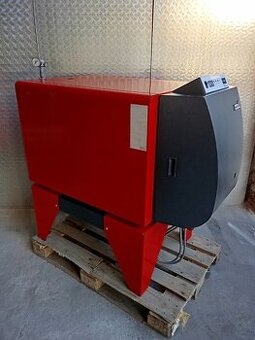 Kotel na olej - naftu - pelety 30 kw