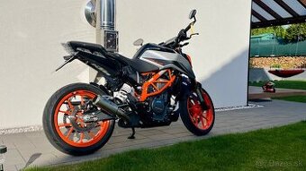 KTM Duke 390